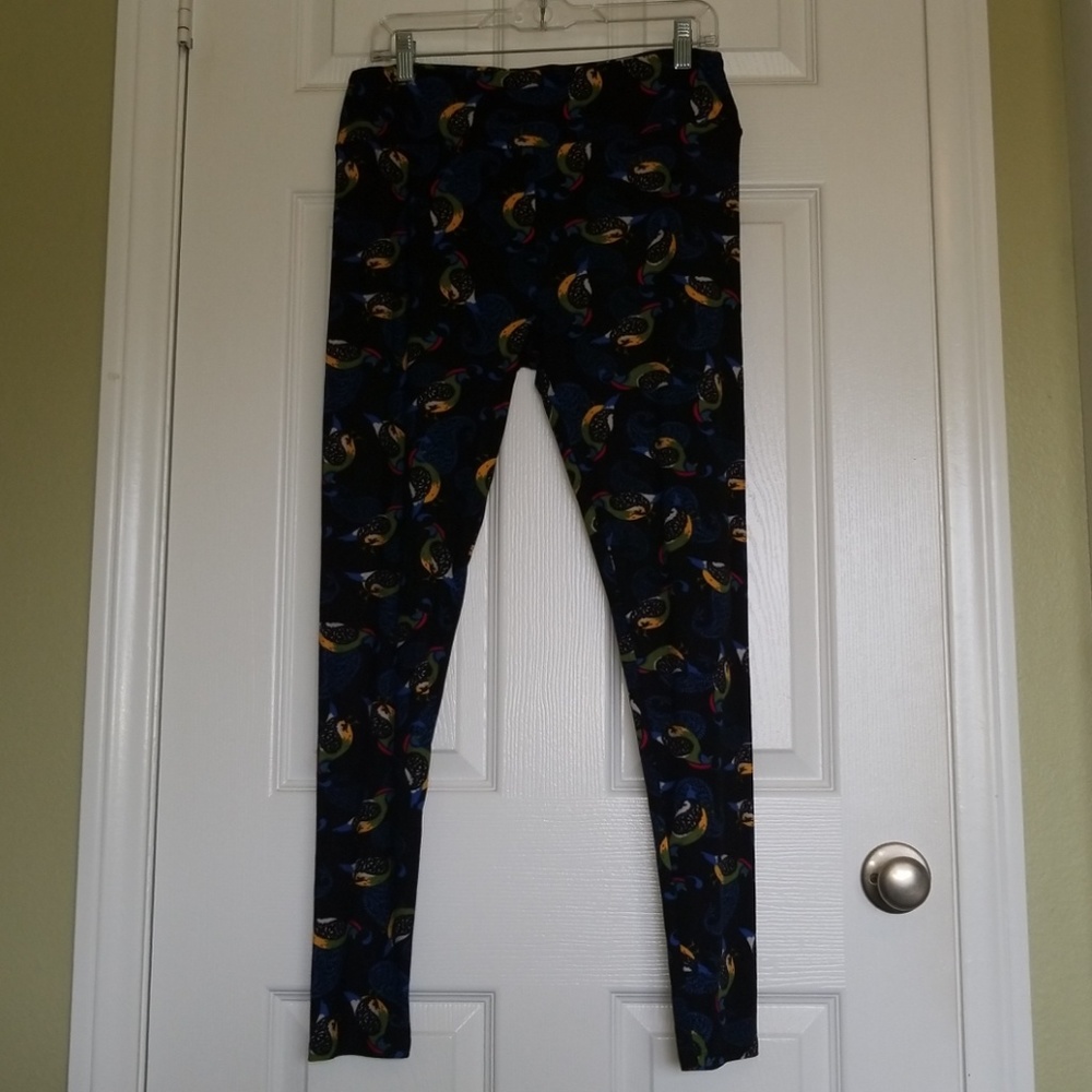 Lularoe TC Tall and Curvy leggings Quails